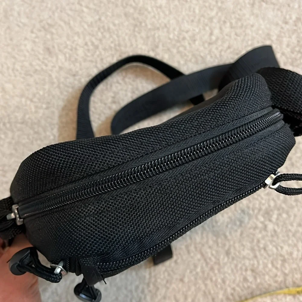 Disney Cast Exclusive Black Crossbody Tech Pouch – California Innovations